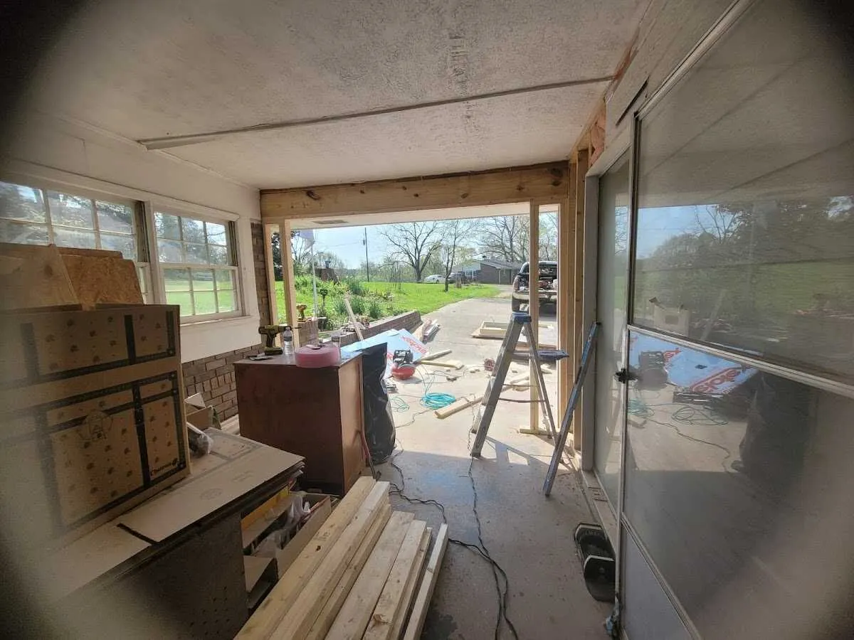 Air movers and dehumidifier for Drying & Dehumidification in Hollidaysburg